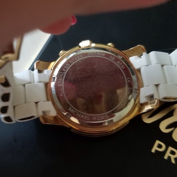 Michael kors white watch - Picture 4 of 4